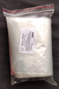 Упаковка Пакетов ZIP-LOCK, размером 120x180 мм, в упаковке 100 шт